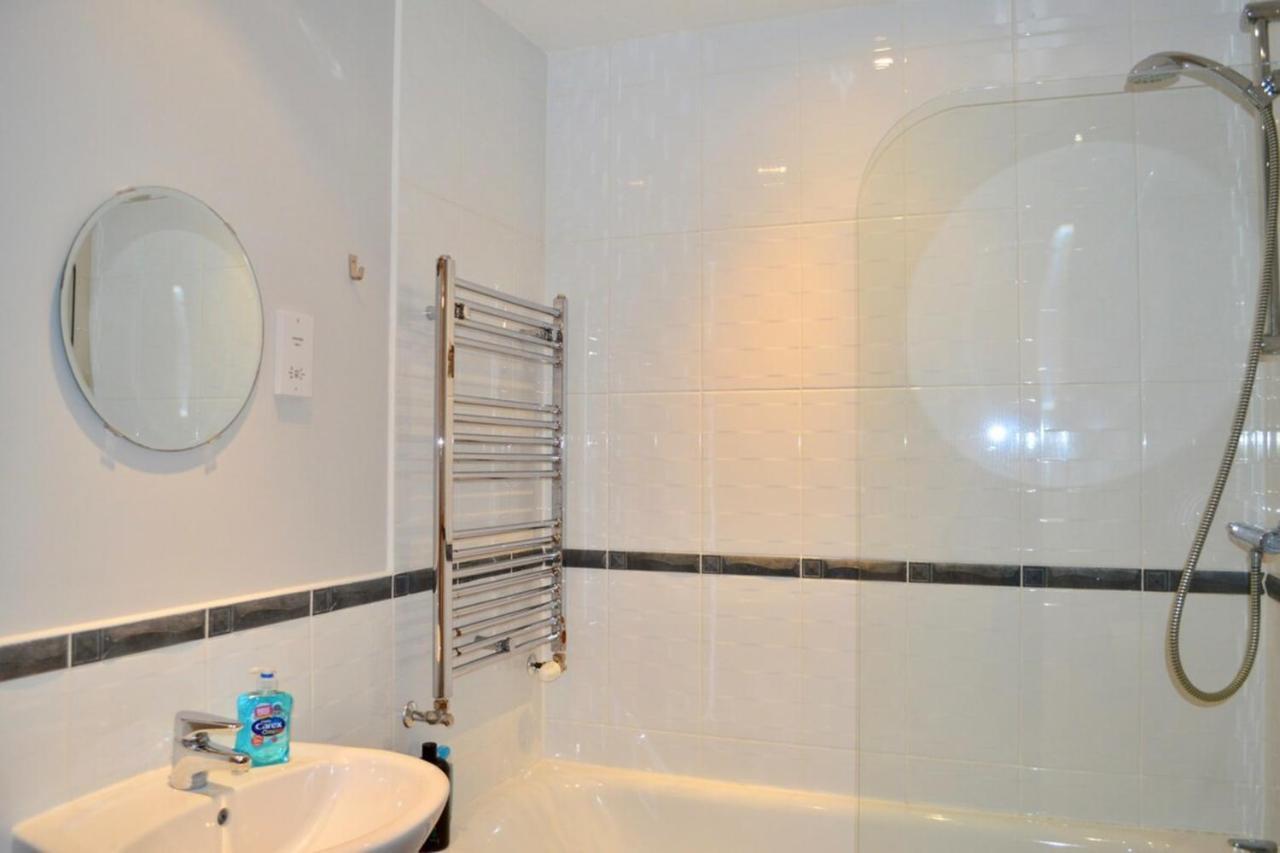 Modern 2 Bedroom City Centre Flat Edinburgh Exterior foto